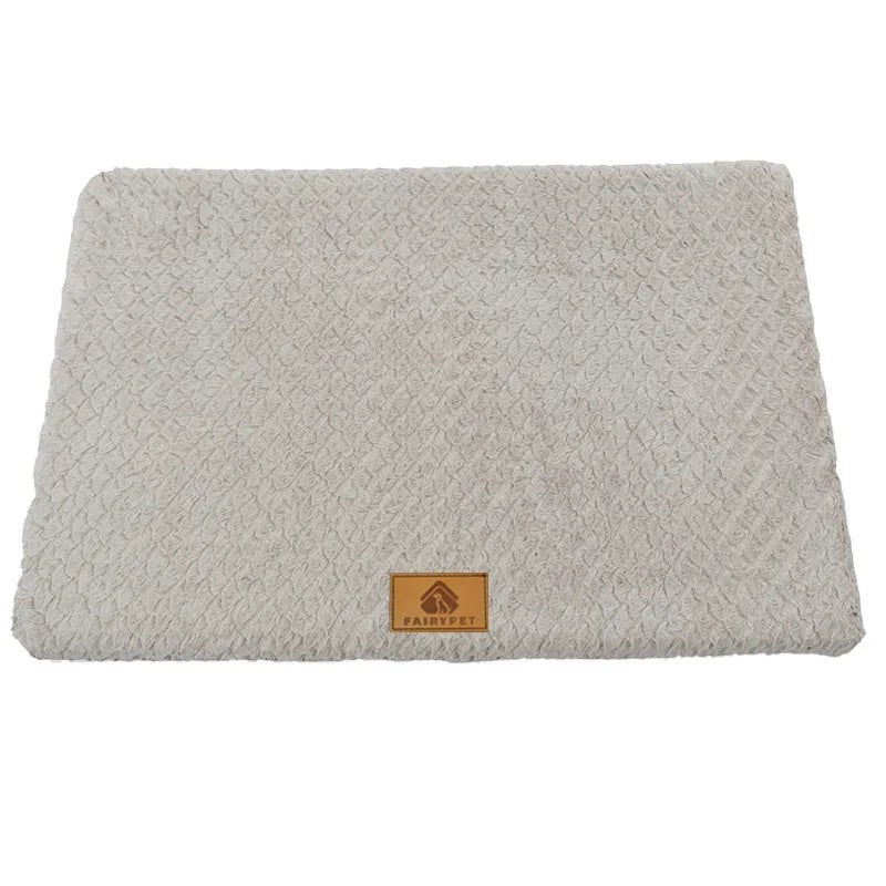 Lit orthopédique Pelorie pour chien en mousse 3D beige avec texture gaufrée et étiquette en cuir synthétique