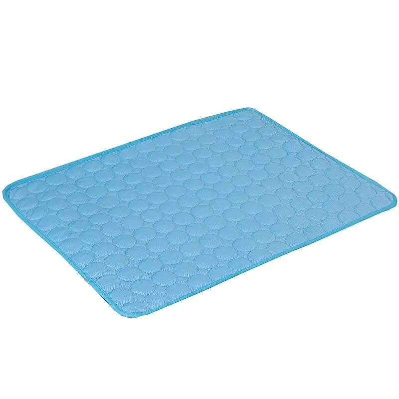 Tapis rafraîchissant Pelorie bleu pour chien et chat avec texture matelassée pour les journées chaudes